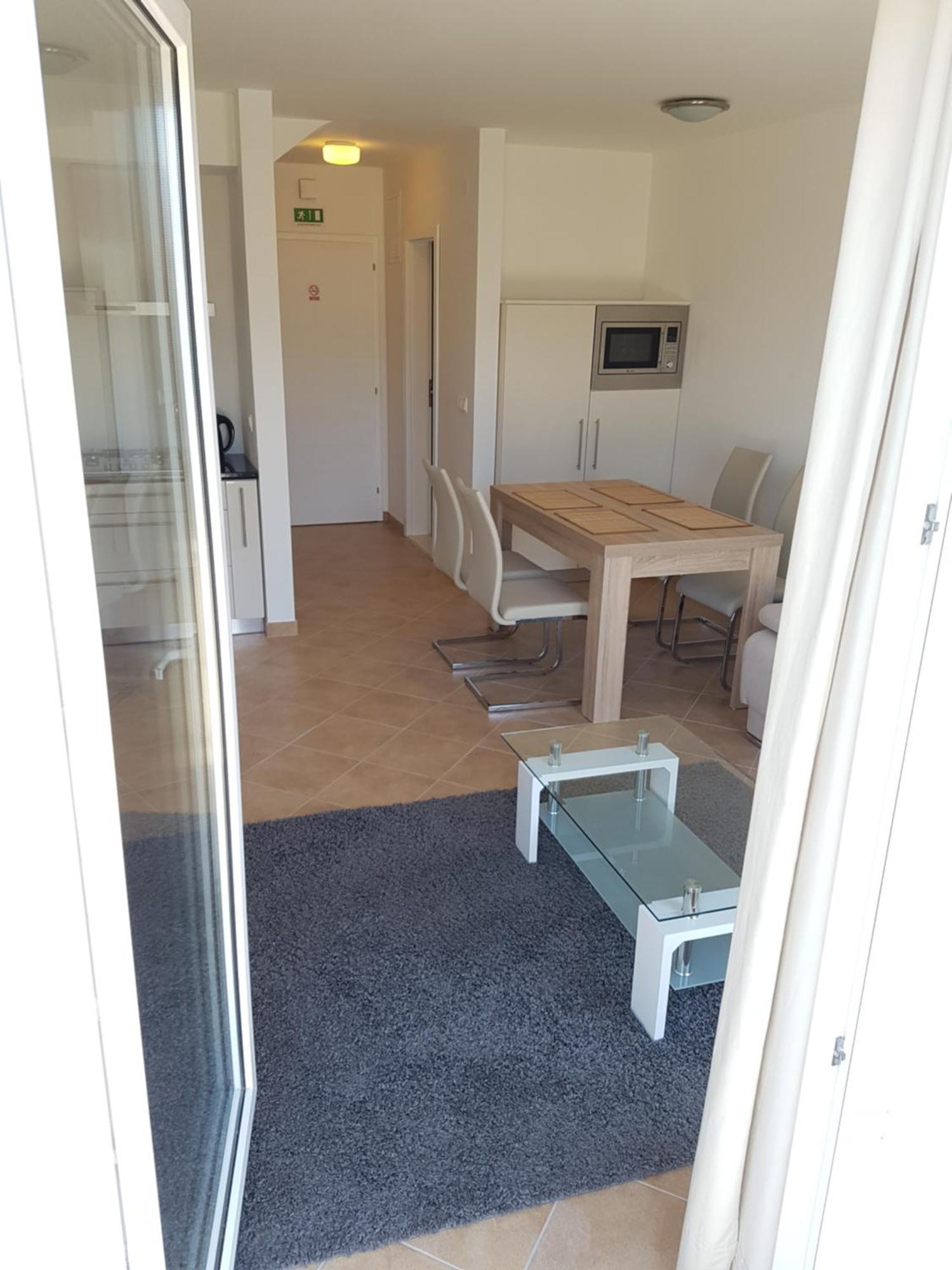 Apartment Maslinica *