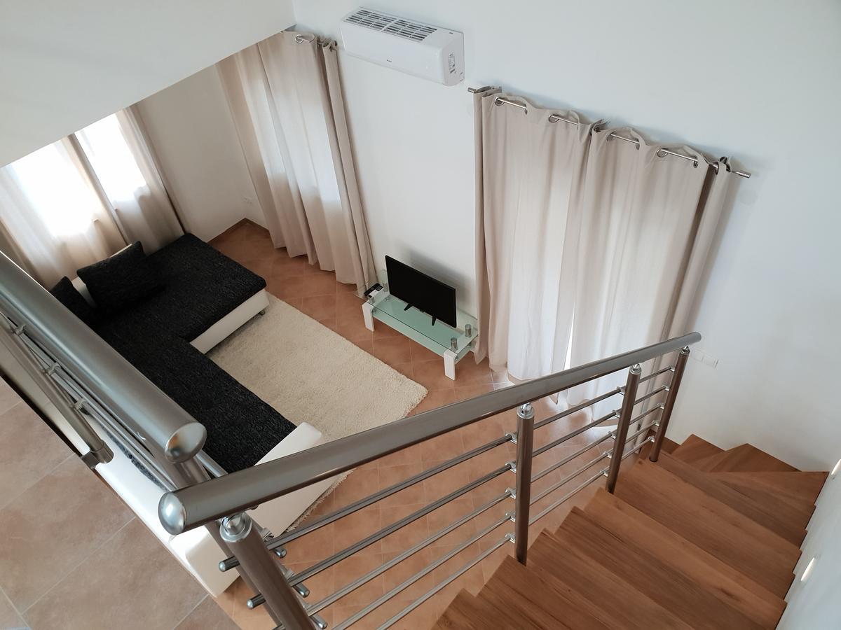 Maslinica Apartamento *